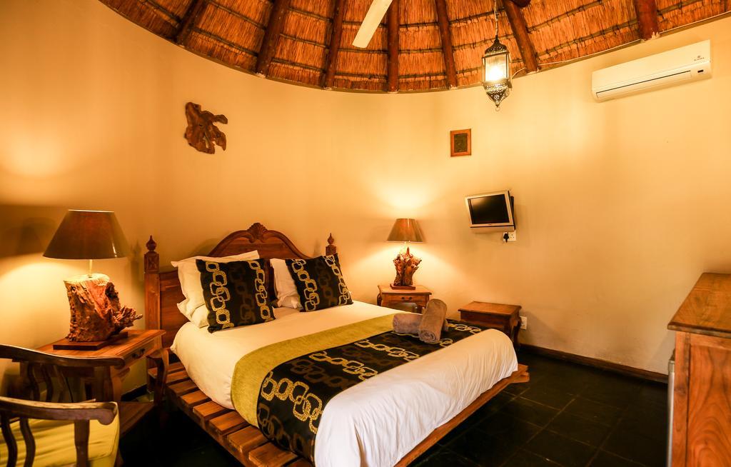 N'Taba River Lodge & Spa Port Saint John's ภายนอก รูปภาพ