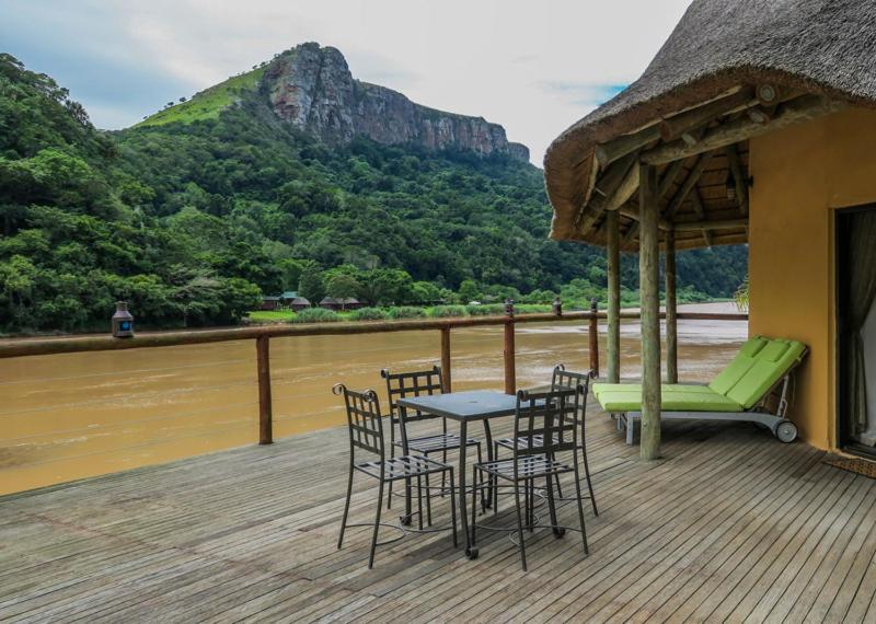 N'Taba River Lodge & Spa Port Saint John's ภายนอก รูปภาพ